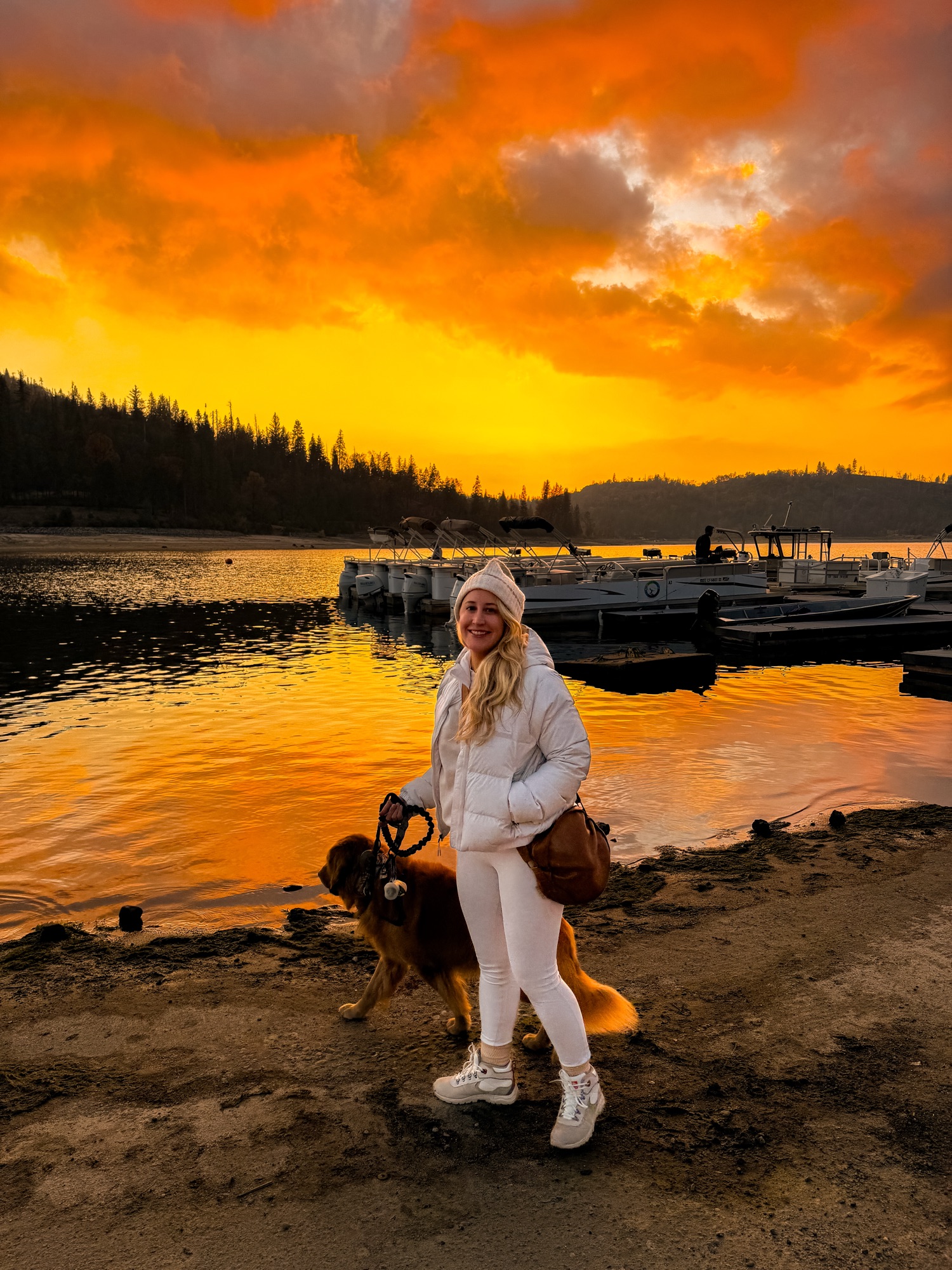 EXPERIENCE HOLIDAY MAGIC AT BASS LAKE, CALIFORNIA AND YOSEMITE